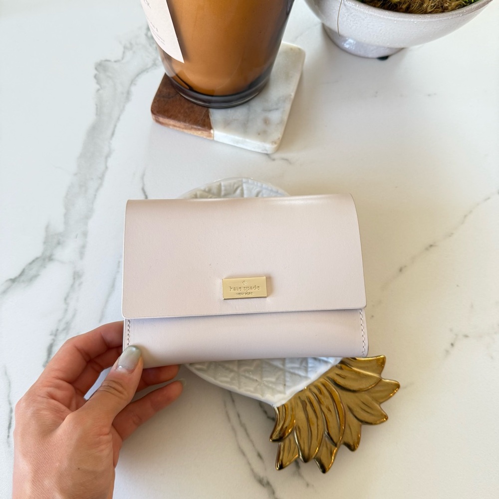 Kate Spade Cream Wallet with Gold Hardware